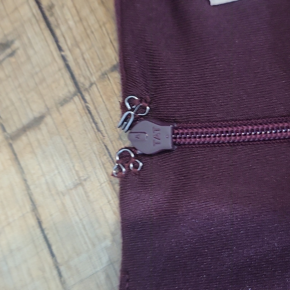 LOFT Plum Purple Fall Ribbed Short Sleeve Pocket Midi Dress - Picture 8 of 11